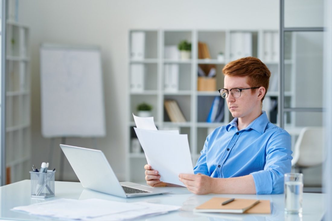 Specjalistyczne tłumaczenia techniczne z polskiego na angielski – korzyści wynikające z zatrudnienia profesjonalnego tłumacza